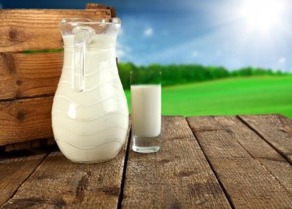 How to drink milk? Can pasteurized and uht milk be heated and drinkable? Will the food value be reduced if heated?